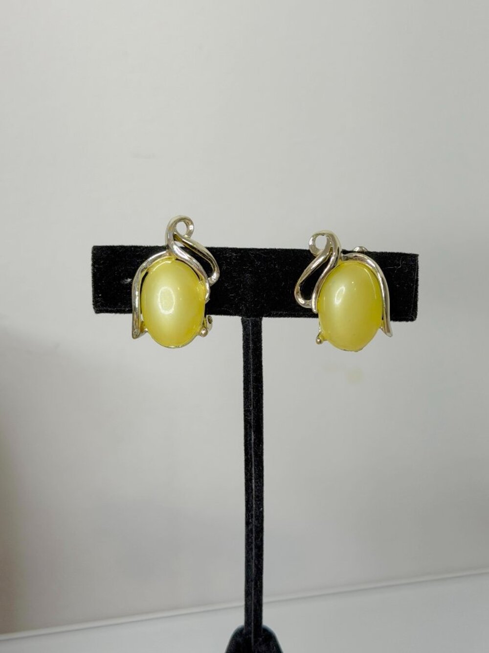 Vintage Style Silver Clip-On Earrings Pale Yellow Cabochon Statement